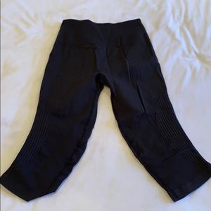 Lululemon crop leggings